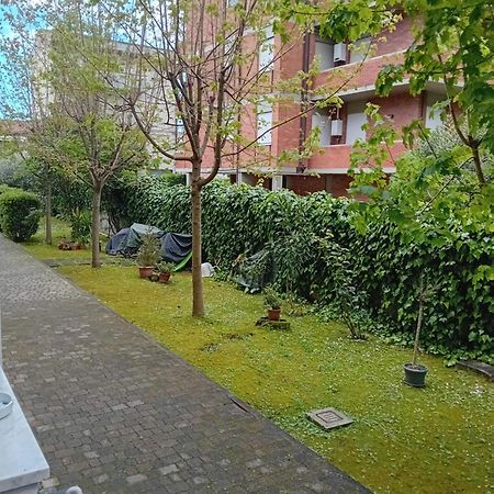 Casa Vacanze Lida Marina Di Carrara Exterior photo